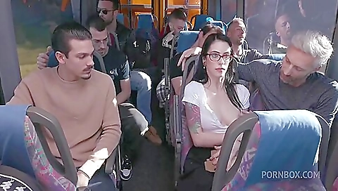 Slutty slut loves to fuck fest Slutty slut loves to fuck fest