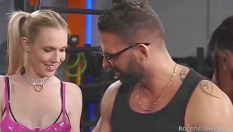 Hot viola portuguese sort and cum on face