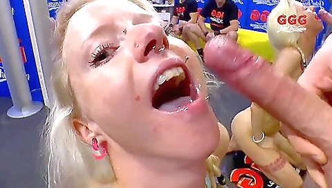 Shaky cock like viviorim statuesque off