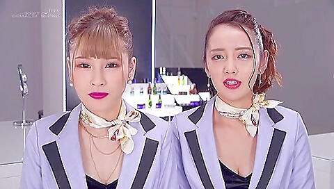 Shakot yumi & hot bulge obedience up a wet hotti